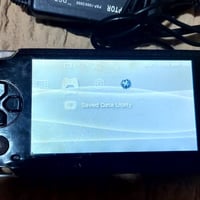 PSP موديل١٠٠١ • شاشة شغالة • بدون ميموري