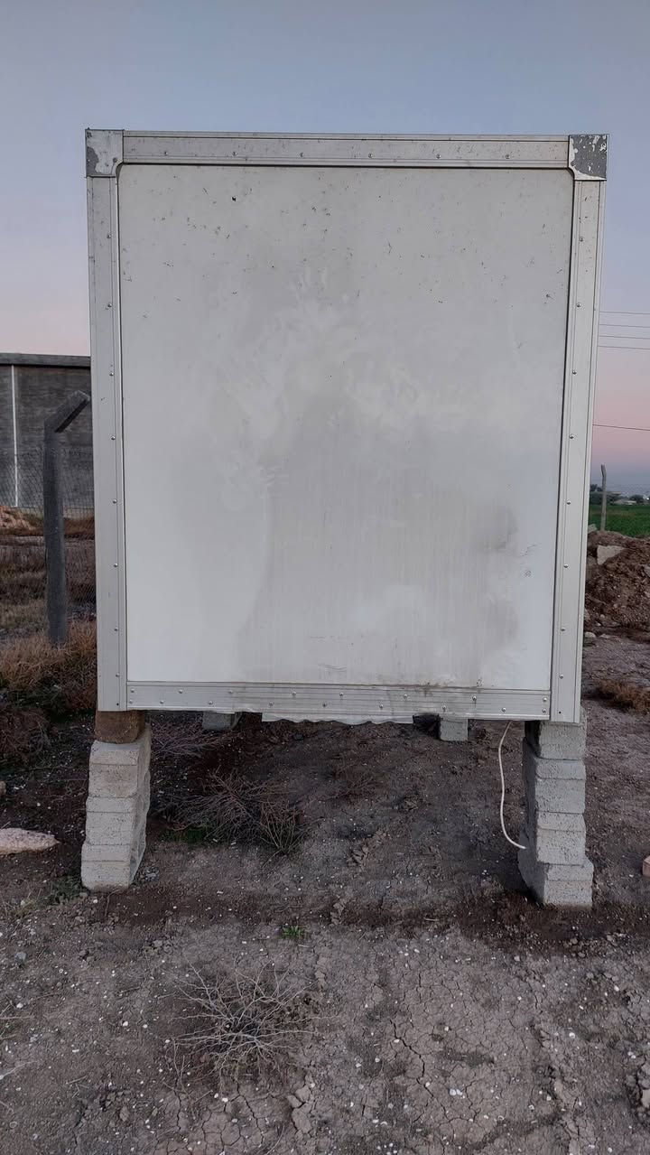 السلام عليكم حافظة مال كيا فحل للبيع جانت مشدوده على فحل ٢٢ مكاني بغداد السعر 10$وبيهه مجال 
***********
