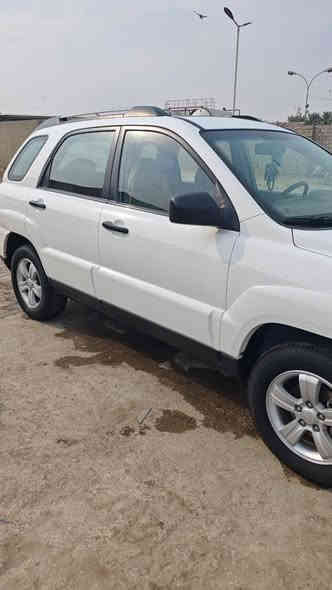 السلام عليكم
كيا  سبورتج موديل ٢٠١٠  سياره جاهزه كير مكينه حداديه تخم تاير تبريد ثلج اصل مكينه ٢٠٠٠ خليجي  مكفولة رقم  بغداد خصوصي التواصل على الرقم التالي ***********
