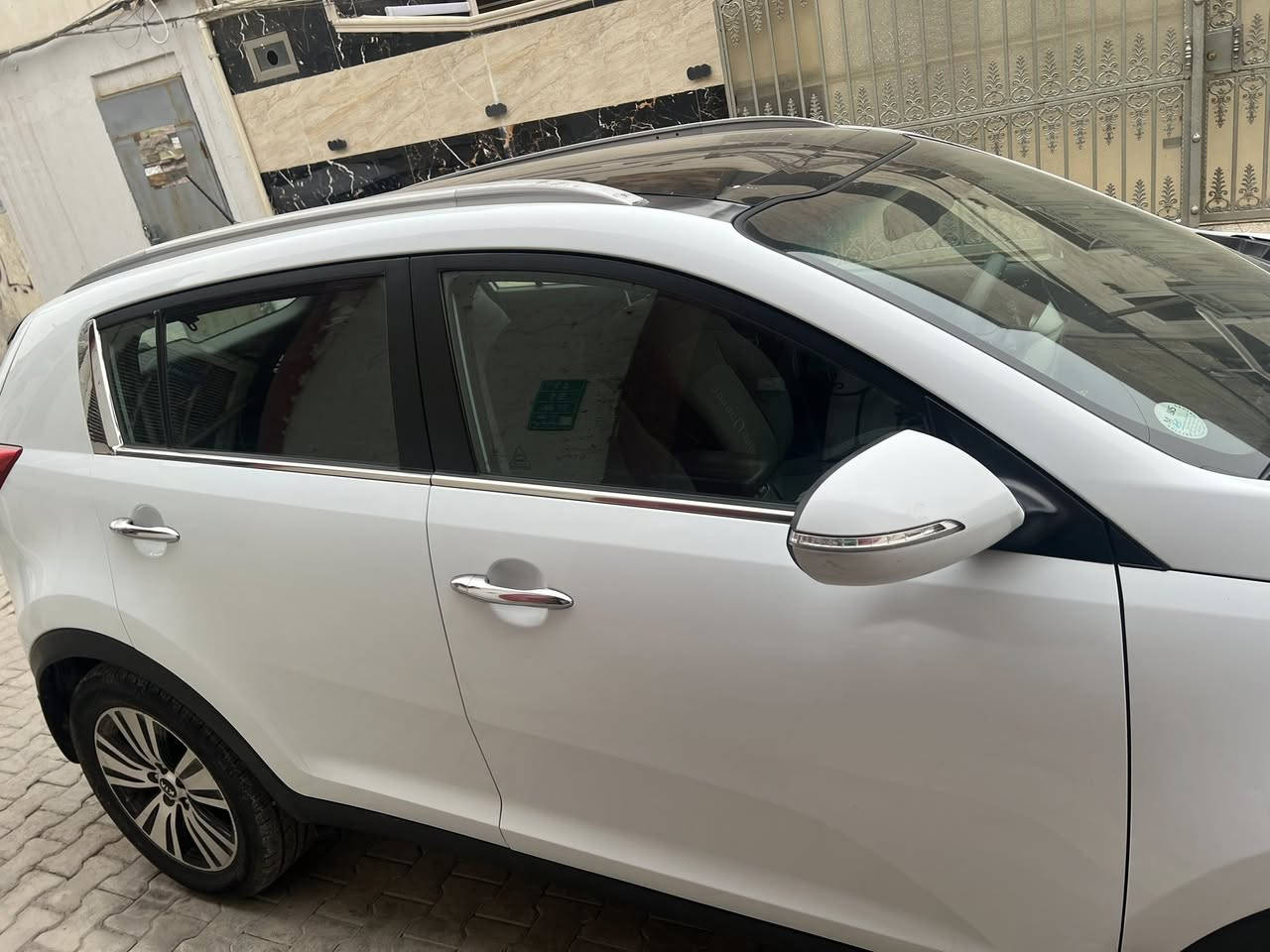 السلام عليكم
كيا سبورتج خليجي مكفولة من اي ضرر موديل 2016

كير ومحرك مكفول تخم تاير جديد

السعر 170💲
***********
