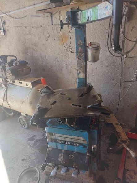 خالعه وبطل  هواء للبيع البطل ٣٥٠ باون شرط الفحص
السعر خاص او *********** العنوان الديوانية فلكت النسيج
