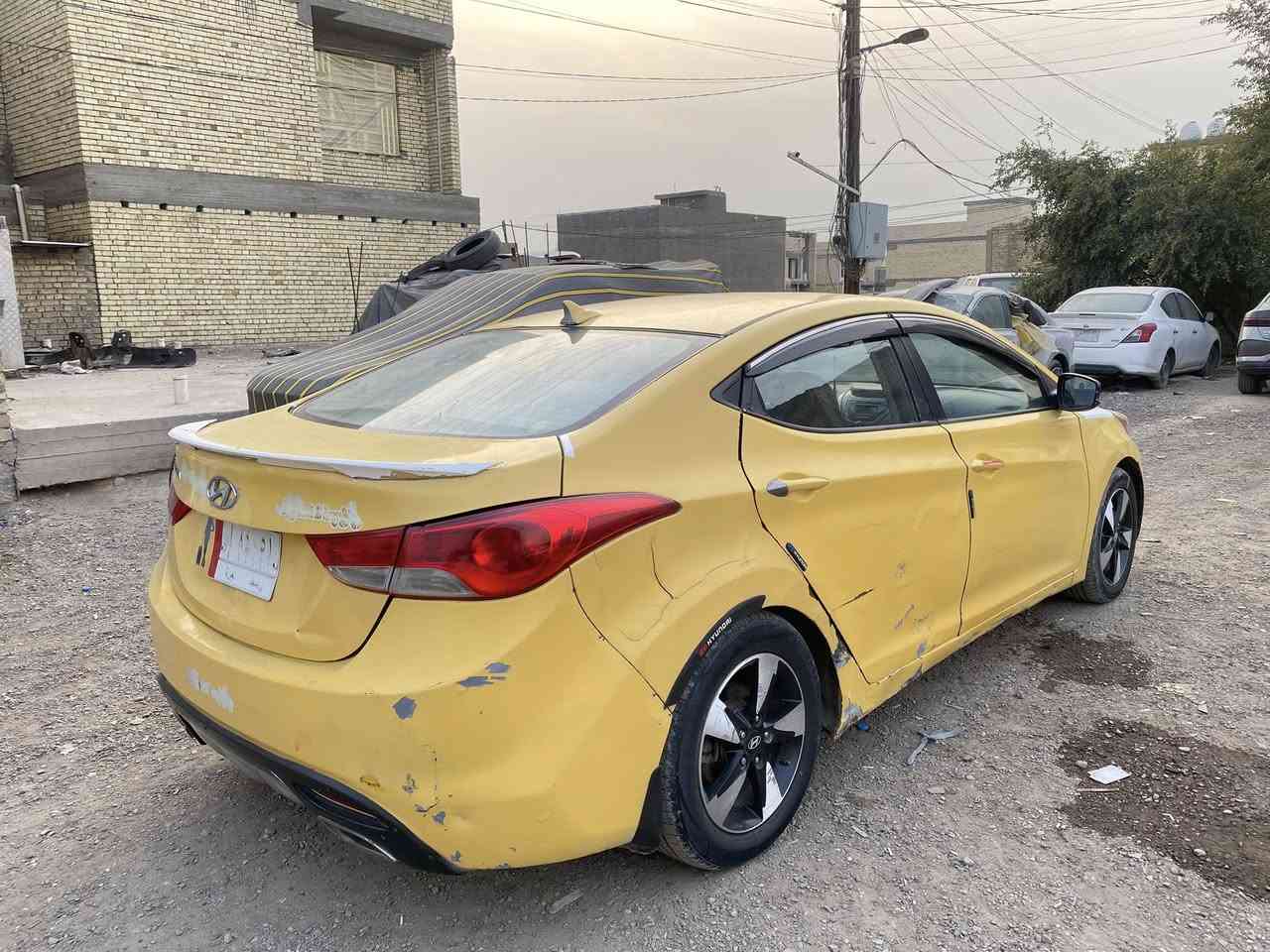 السلام عليكم للبيع النتره 2013 رقم واسط تحويل مباشر هزه وهيئه مصفره مكينه 1800 وكير خير من الله السعر 78 العنوان بغداد حي النصر رقم الهاتف ***********
