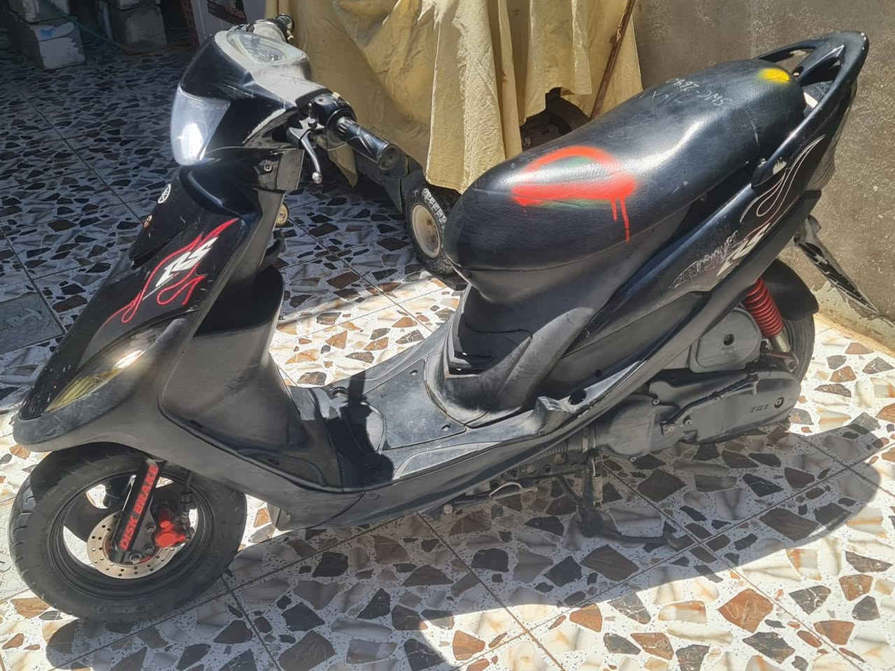 ما مفتوحه سعر 850 وبيها مجال


**إذا كنت صاحب هذا الإعلان وتريد حذفه لأي سبب، رجاءا أرسل رسالة إلى الدعم الفني**