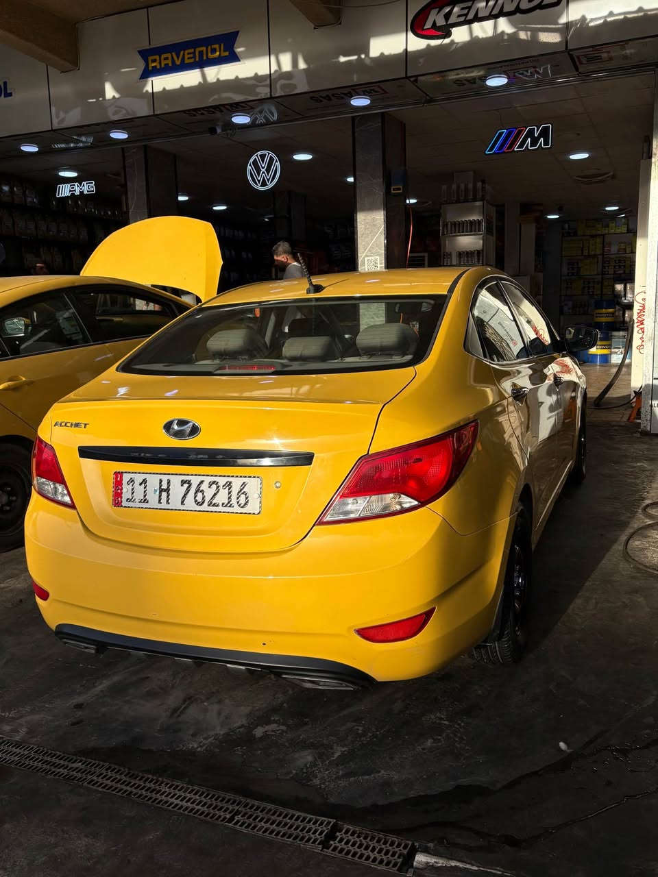 اكسنت 2016امريكي مكينة GDiمكينتهة مجفتة تجفيت مضبوط قبل شهرين جفتتهة صدر جديد تخم تاير جديد حادثهة بس بنيد ماشية 110مايل نقصهة بس الكمبريسر مال اتبريد شغال بس بي صوت سعر 85 وبيهة مجال مكاني بغداد شعب 
رقم ***********
