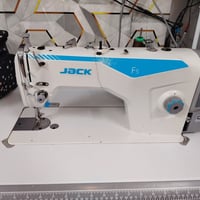 مكينة جاك الأصلية جديدة مابيها اي عطل رايدتها ب ٣٥٠ بيها مجال بسيط  07...