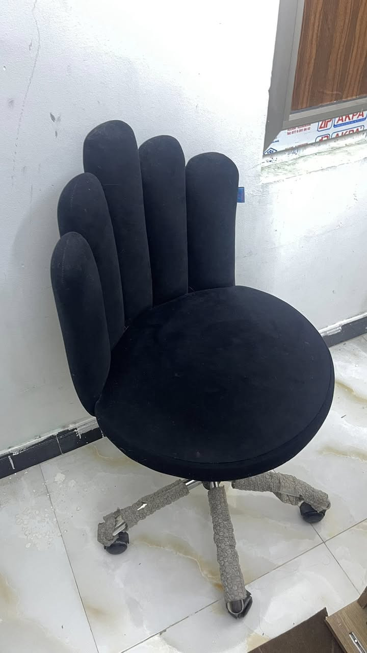 للبيع مكاني بغداد البنوك 
الكرسي الابيض والاسود اثنينهم 85 مستعجله ع بيعه مالتهم


**إذا كنت صاحب هذا الإعلان وتريد حذفه لأي سبب، رجاءا أرسل رسالة إلى الدعم الفني**