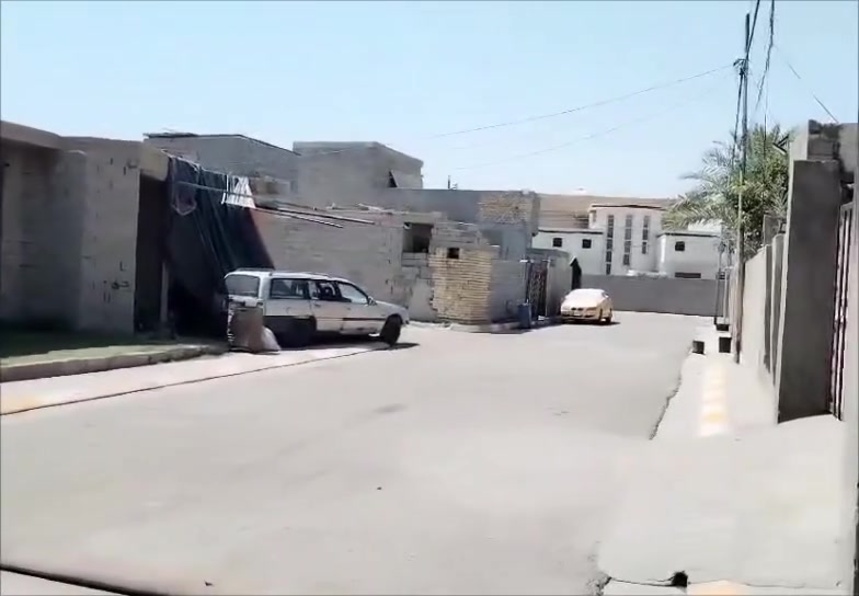 .  للبيع بيت طابقين  ويرهم مراوس 
المساحه /207
الموقع/ الخضراء مقابيل مستوصف جبيل خلف جامع حسين او محمد ابن سرين 
 نوع العقار /طابو صرف  
 يحتوي الطابق  الارضي/ استقبال مطبخ صاله وغرفتين وحمام 
الطابق الثاني/ 3 غرف نوم صاله واستقبال وحمام البيت جاهز من كلشي 
السعر 92 وبي مجال
للاستفسار  ***********
