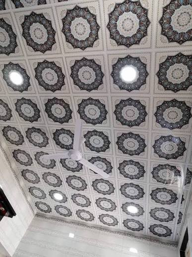 السلام عليكم  نعمل كافة انواع الديكورات السقوف الثانويه تغليف الجدران اناره مخفيه سقف خاسف شغل درجئ اولئ شرط يعجبكم الاسعار مناسبه في كربلاء المقدسه وشرط الدقه ونضافة العمل
*********** ❤️ اتصل وتدلل
