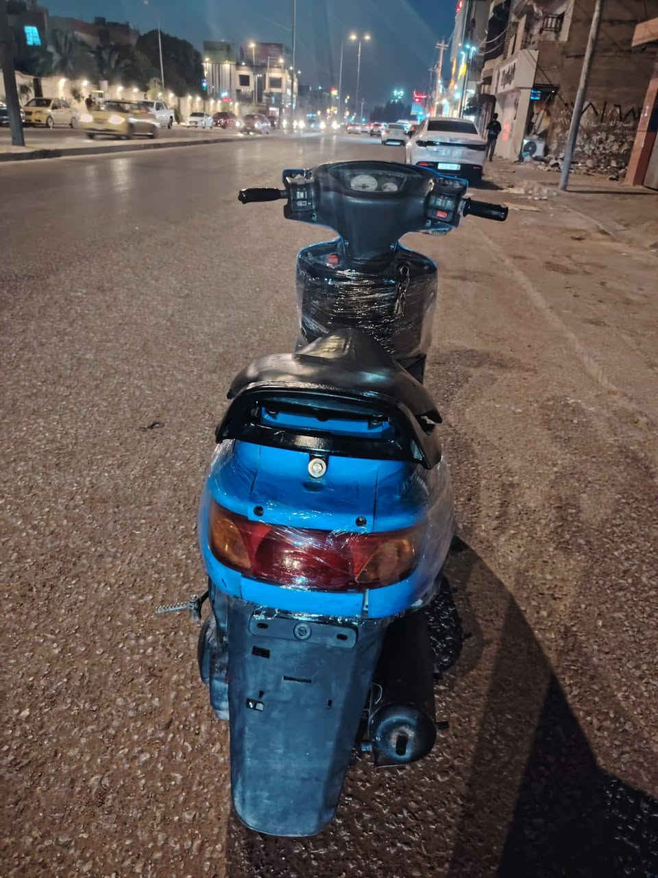 دراجه فراشه فحل للبيع عوزها باتري كهربائيات شغاله شلعه قويه السعر 275 وبيها مجال نجف حي الغري ***********

