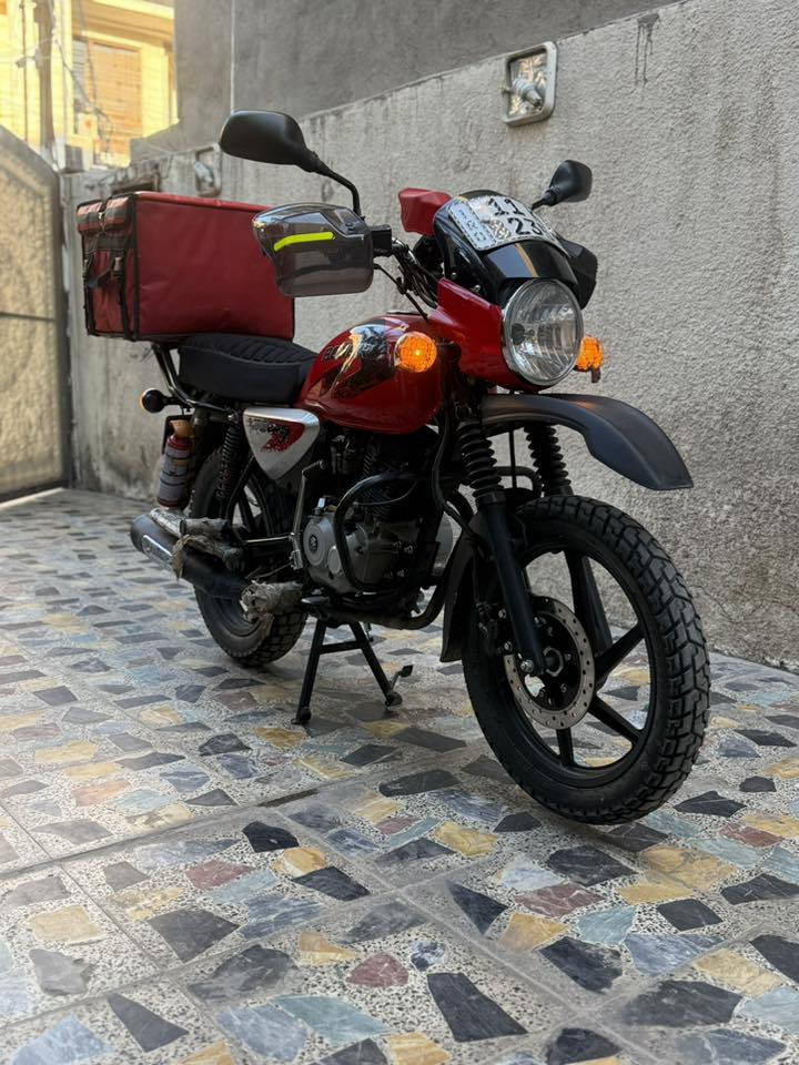 السلام عليكم للبيع دراجه بوكسر موديل 2023 دراجه جديده وما ناقصه شي بسمي تحويل ثاني يوم جديده كشن طبي منزله من الشركه بيدي معروضه 3150 وبيه مجال مكاني بغداد رقمي ***********
