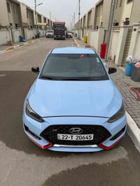 للبيع هونداي فيلوستر فئة N موديل ٢٠٢٠ كير عادي  محرك ٢٠٠٠ توربو  عليها...