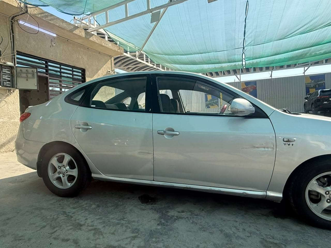 للبيع افانتي موديل 2010 ضررها بابين اليمنه فقط محرك كير خير من الله تبريد عاطل رقم بغداد ألماني السعر 85 وبيها مجال بسيط العنوان بغداد الدوره (*********** )
