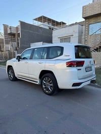 تويوتا لاندكروزر 2022 السيارة جديدة بوضع الوكالة مكان السيارة بغداد ال...