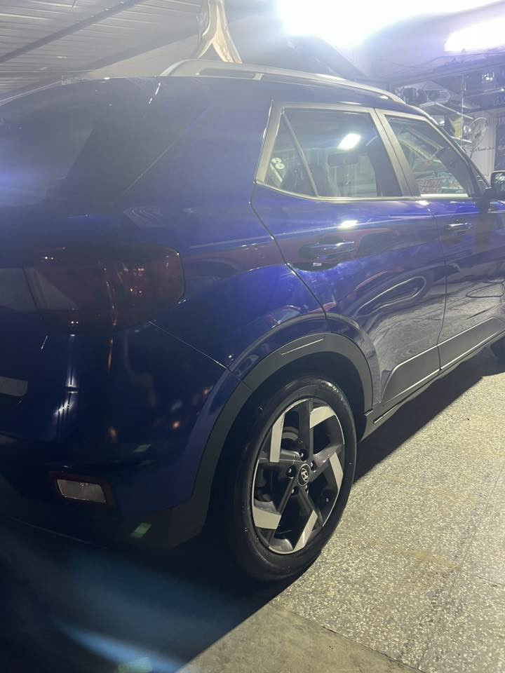 سلام عليكم هونداي فينو موديل 2021 وارد امريكي ماشيه 36 الف فول مواصفات بصمه وتشغيل عن بعد سلايت 3 انظمه قياده هيتر كشن لايت زنون ولد صباحي ويل كب حجم 17 رادار وشاشه وكامره تبريد شاشه تحكم ستيرن كروس سرعه محرك 4 سلندر دبل نوزل حمالات بلقماره حادثها بلجاملغ الخلفي يم قبغ البانزين رقمها اربيل مكان السياره بغداد السعر 137 (***********)
