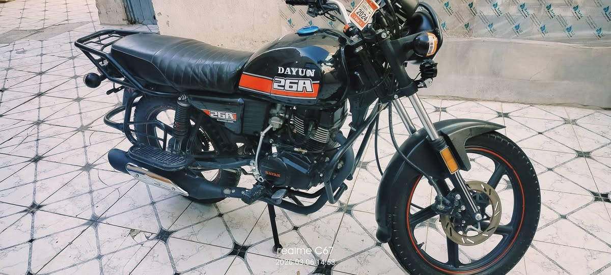 سلام عليكم دراجة دايون للبيع محرك 200cc موديل 24 نظافة فولل اوراق ضايعة مكفولة من السرقة السعر 975
متواجد خاص 
مكاني كوفه شارع المعمل 
واتساب ***********
