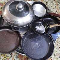 طاوات • صواني • للبيع