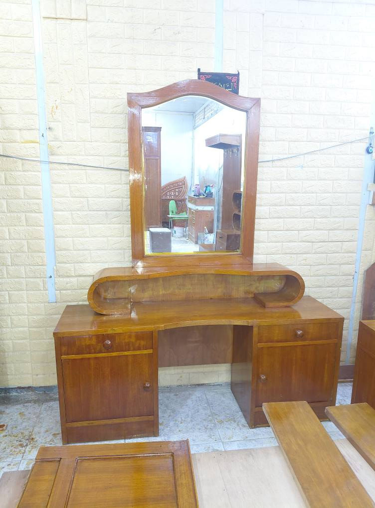 غرفه نوم ام السته طابق واحد تسكام داخل وخارج صاج ضهر جرجوبه زاويه ارتفاع الكنتور خمسه ملم عنوانه كوت حي الجهاد شارع النجارين نجارة ومعرض الحجامي الاتصال او مراسلة الصفحه ***********
