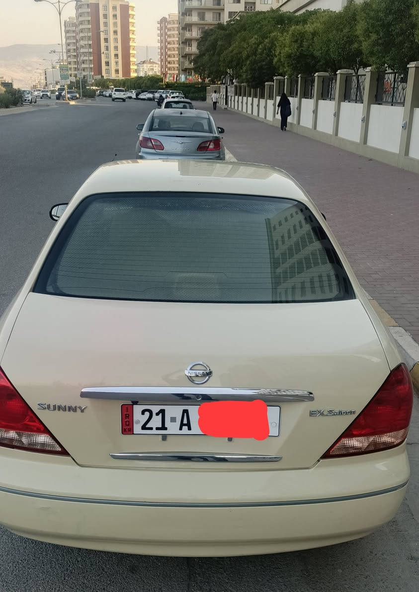 نیسان سەنی ۲۰۰۹
دووپارچە بۆیاخ (بۆنیت+چەمەلخ)
شتێکی جوان ماڵی کەسابەت
سەنەوی بەسەرچووە 
نرخی ۹۳ $
ڕەقەم ساحێبی (***********)
