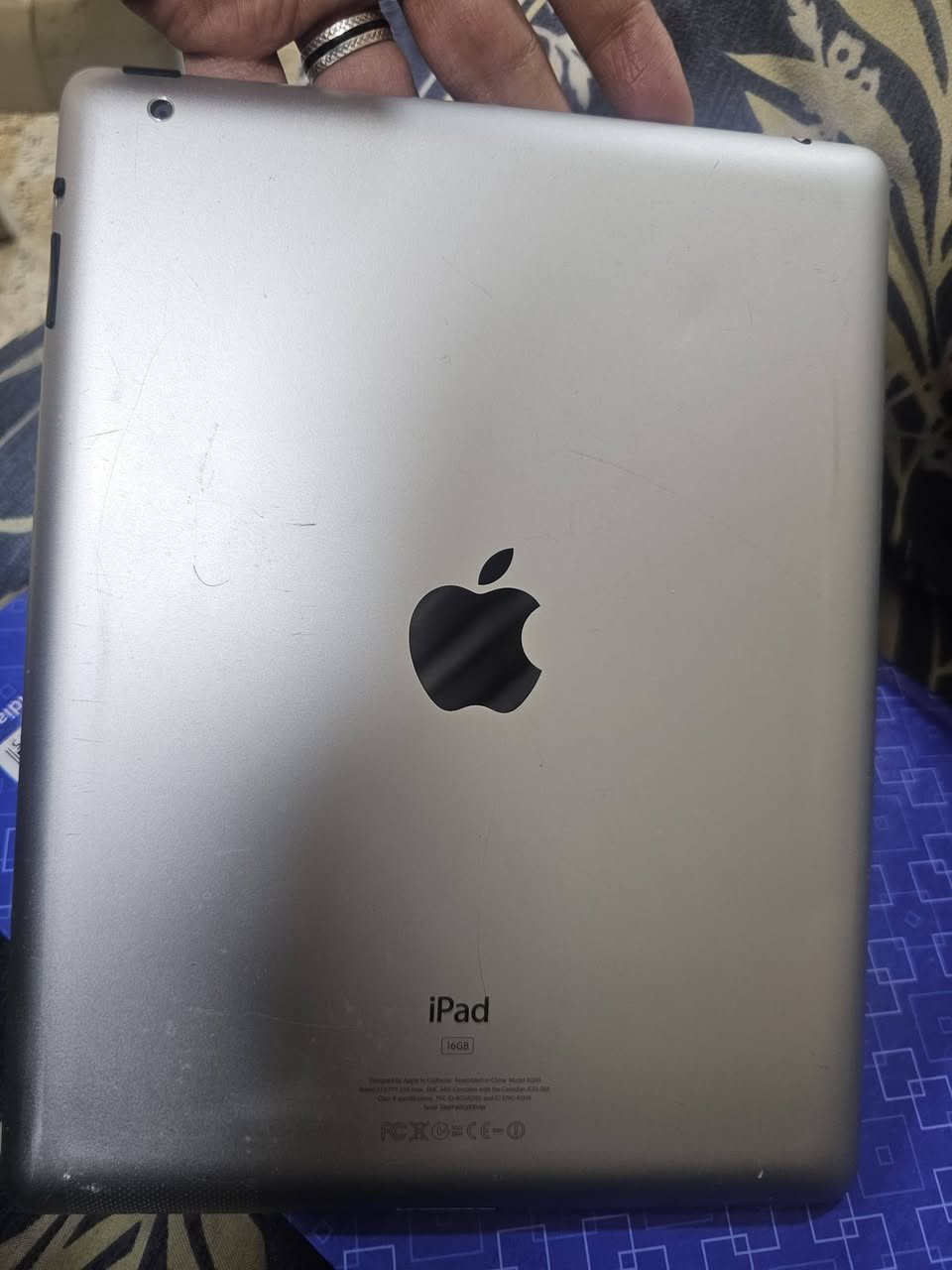 السلام عليكم
ايباد للدراسة ومنزل بيه العاب

يرهم بيع او مراوس


**إذا كنت صاحب هذا الإعلان وتريد حذفه لأي سبب، رجاءا أرسل رسالة إلى الدعم الفني**