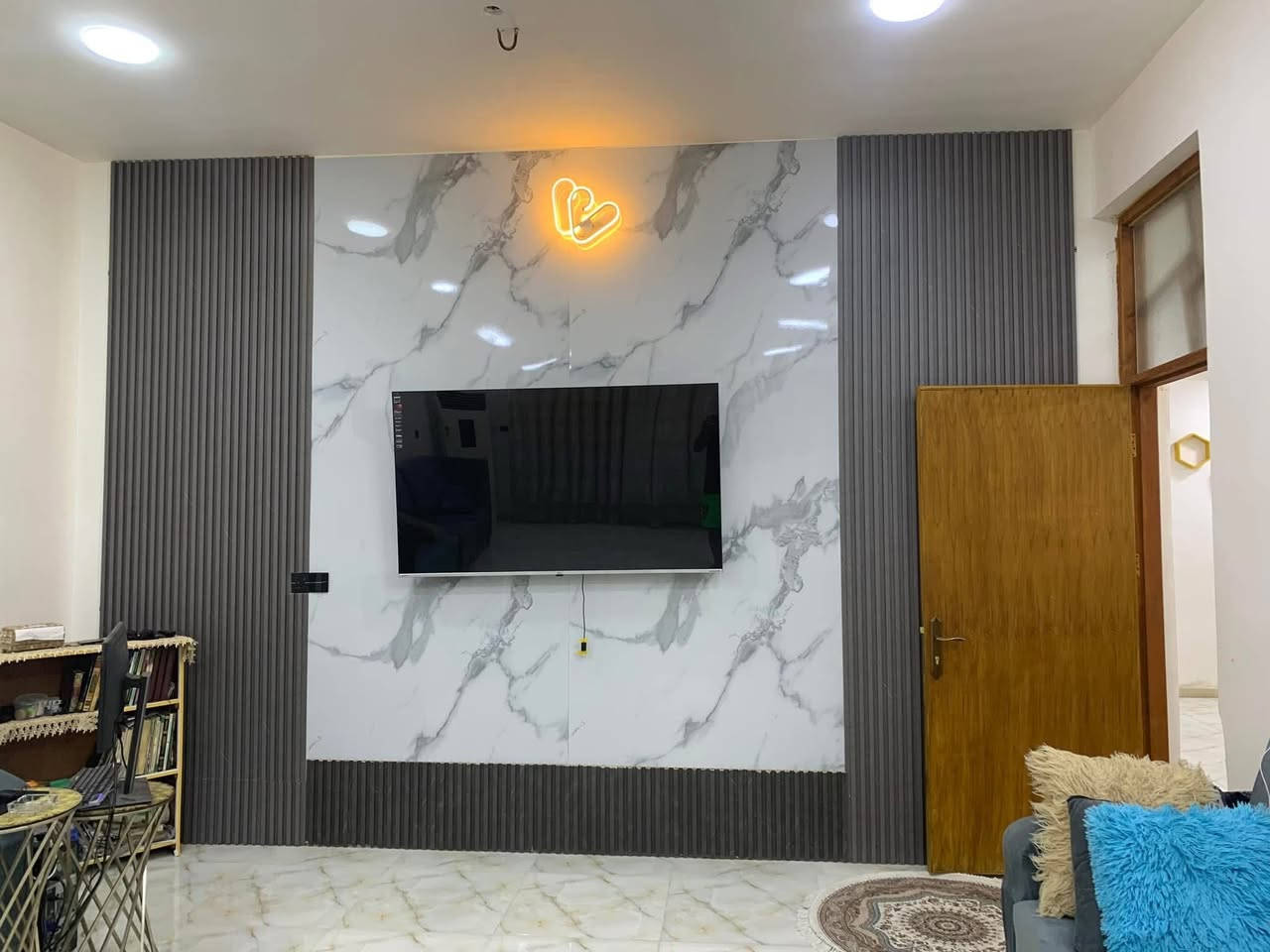 دار البيع  طابقين فول المكان الكماليه المعوقين كاع اخت ابو رشاد سند ٢٥ إقرار محكمه سند ابو الصورة المساحة ٢٠٠ م يحتوي الطابق الاول غرفتين نوم ٥*٥ صالة كبيرة ٧* ٤ ونص مطبخ بارد ٤* ٥ مطبخ حار طول ٧ عرض متر ونص + منور متر ونص + استقبال كبير ٧* ٥ + كراج ٤٥ متر 
_
الطابق الثاني يحتوي ع ٤ غرف نوم ٢ سويت حمام داخلي و٢ عادي وصالة كبيره وبيتونه وسطح كبير للاستفسار ع رقم ***********   يوجد واتساب ع رقم موبايل
