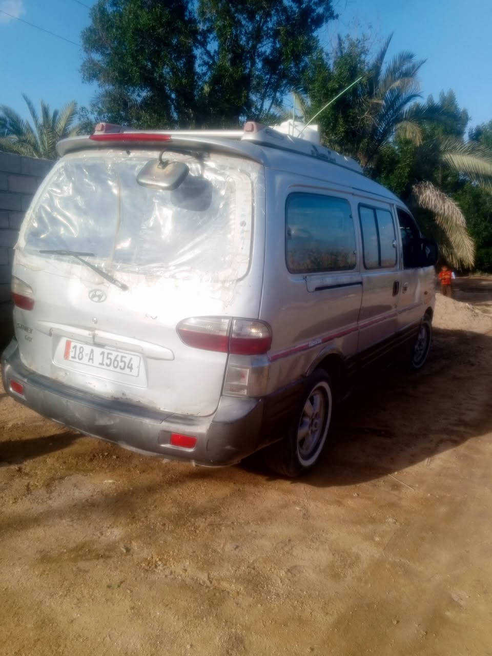 للبيع ستاركس 2006 مكان بابل ابي غرق رقم نكليزي بابل باسمي ***********
