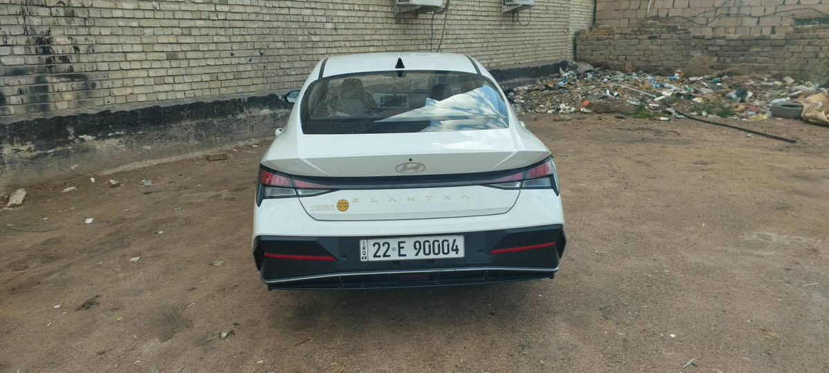 السلام عليكم النترا تجميع كفاله عامه ماشيه ٢١ الف فول مواصفات موديل ٢٤
رقم مميز تريد وكاله تريد تحويل ١٤٠ وبيها مجال 
***********
