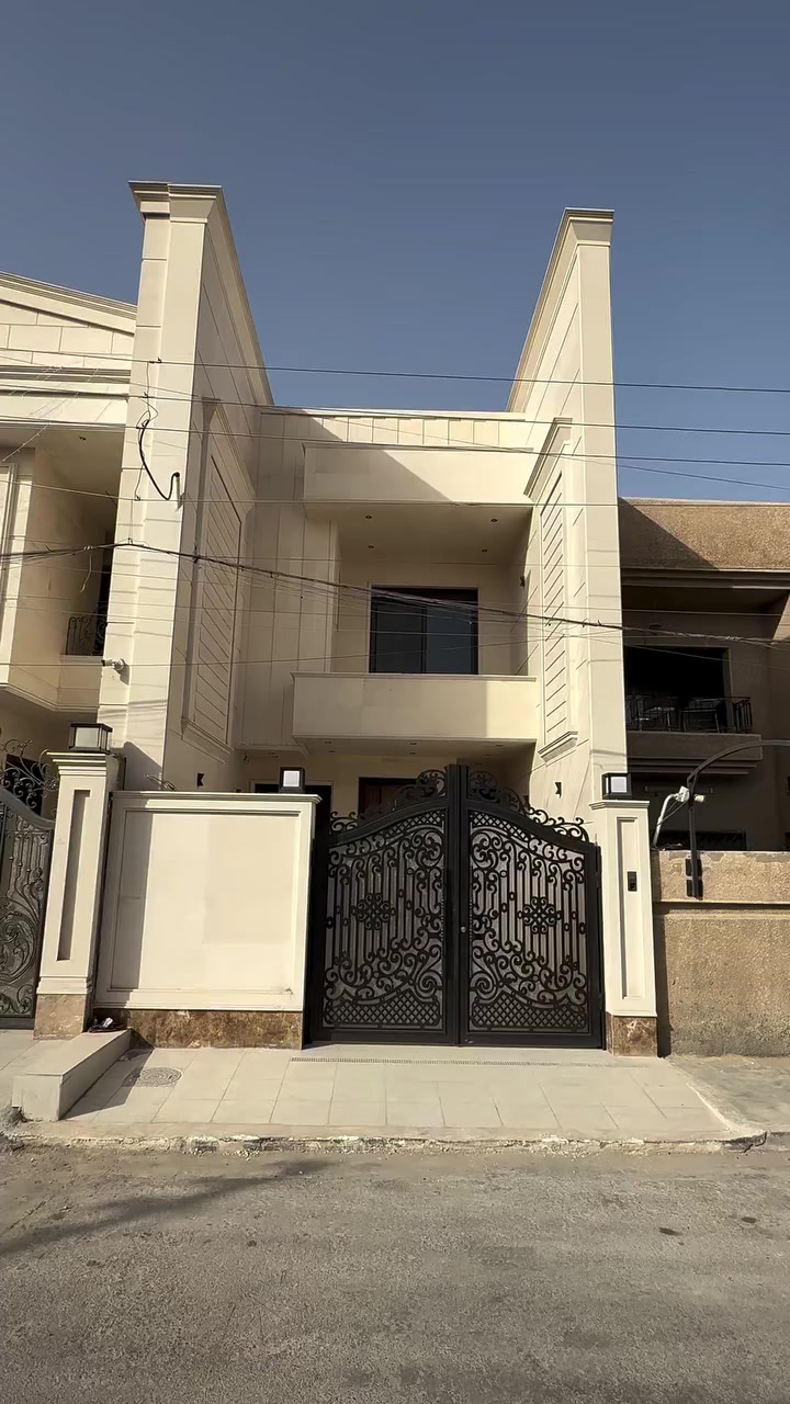 بيت للبيع - بغداد / السيدية
مربع بضهر الرباط
المساحة: 125 متر
الواجهة: 5 متر
النزال: 25 متر
عدد غرف النوم: 6
الخدمات: 4
للاستفسار والمراسلة خاص


**إذا كنت صاحب هذا الإعلان وتريد حذفه لأي سبب، رجاءا أرسل رسالة إلى الدعم الفني**