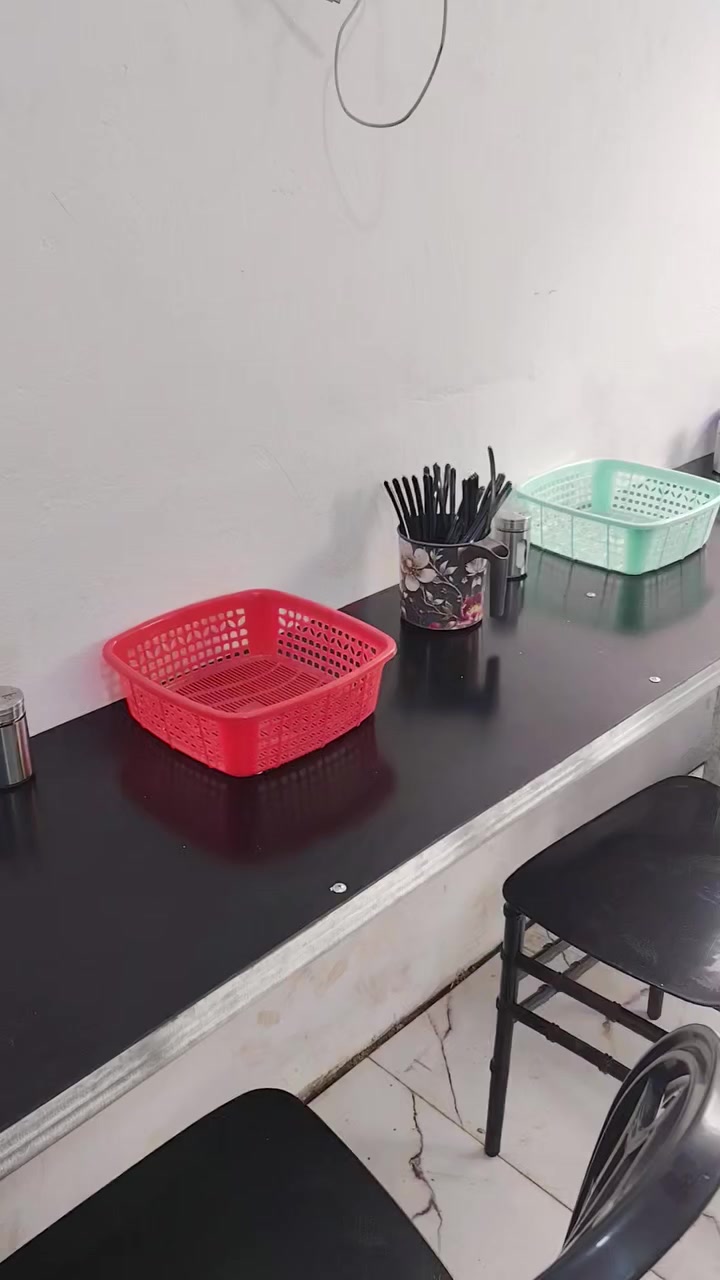 السلام عليكم تم بعون الله افتتاح مطعم مقابيل جامع السدره
المنيو :

تمن ومرق ب2000

تمن ومرق وربع على التمن 4000

بيض وطماطه 1500

مخلمه لحم 2000


**إذا كنت صاحب هذا الإعلان وتريد حذفه لأي سبب، رجاءا أرسل رسالة إلى الدعم الفني**