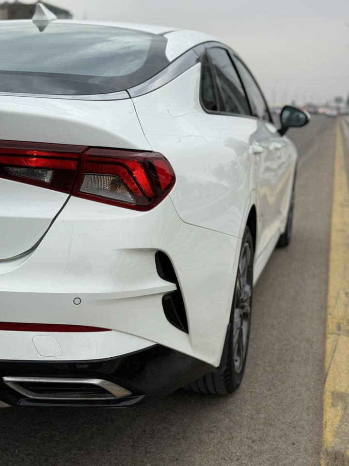 كي فايف للبيع مديل 2023 خليجي
محرك 2000 رقم اربيل كفاله عامه ماعده بارد كد خمس اصابع بلجاملغ الخلفي مايبين 
فول مواصفات ماعده البنراما 
بصمه تحكمات حساسات كامره 
سنويه لغايه 2028 ماشيه سياره 60 
السعر 196 وبيهه مجال قليل للشراي 
مكان سياره بصره 
رقم الهاتف ***********
