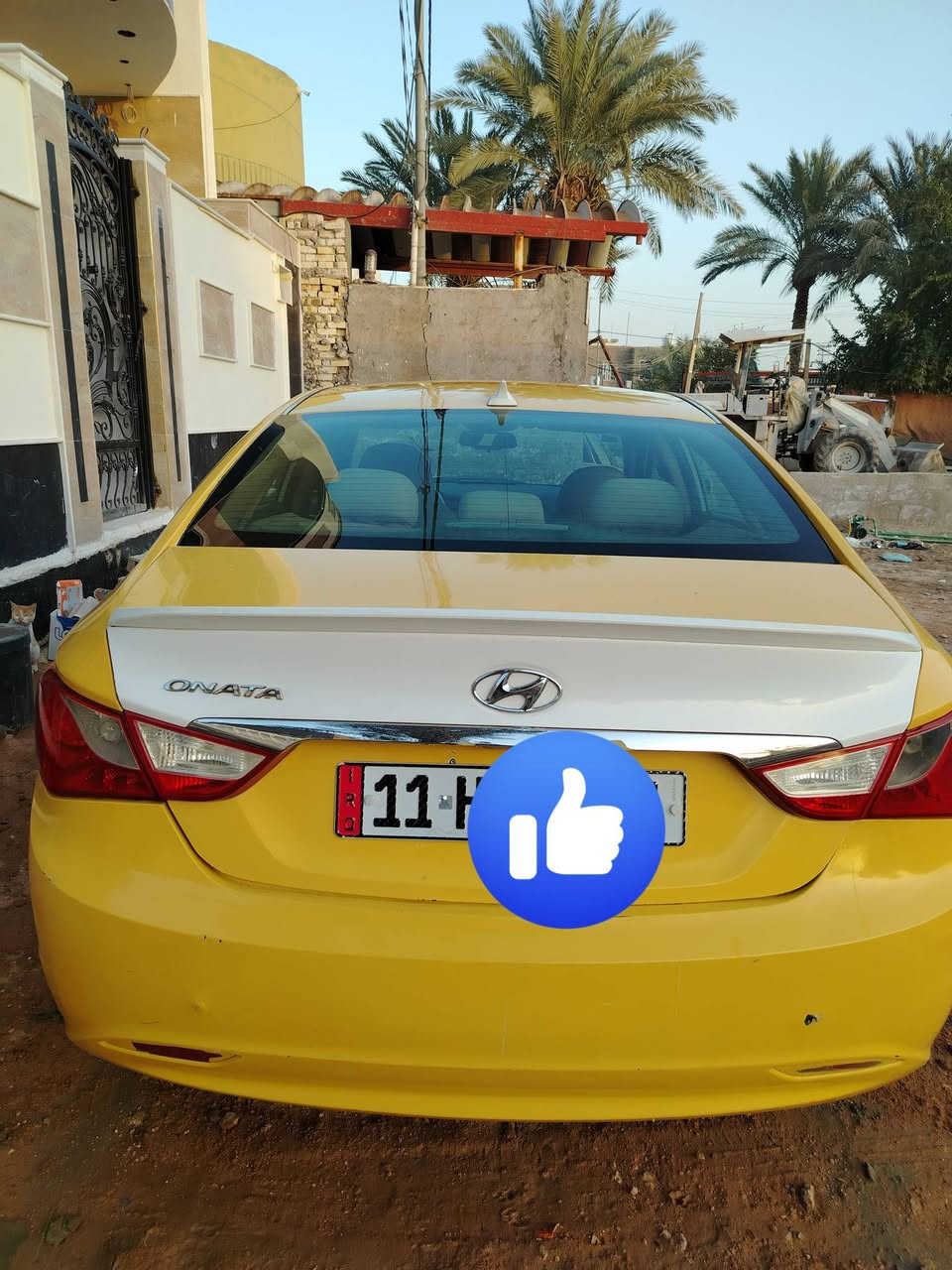 هونداي سوناتا موديل 2013 ورد أمريكي حادثه جاملغ وبنيد شواصي سليمه محرك2400 ع شرط نص فوال  داخل بيجي تحكم جهتين سياره رقم دوالي بسمي مصفره هئيه وغرمات وهزه جديده سياره جهازه مكينه كير حداديه سعرها 85وبيه مجال قليل لشراي للاستفسار *********** مكاني ديوانيه
