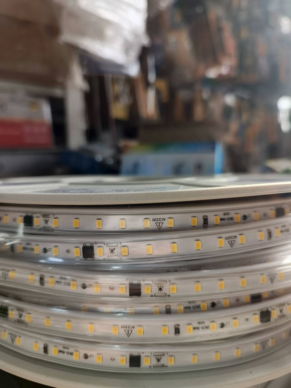 سلام عليكم 
تم تكرار الوجبة ✅
يتوفر لدينا نشرات لون شمسي ومتغير الالوان 
عدسات عدد1 شمسي ✅
عدسات عدد2 شمسي ✅
عدسات عدد3 شمسي ✅
نشرة الوان متغيرة ✅
لاصق ذاتي من ضمن النشرة ✅
العنوان بسماية الشارع العام مقابيل حلويات برهومي 
متوفر توصيل ✅


**إذا كنت صاحب هذا الإعلان وتريد حذفه لأي سبب، رجاءا أرسل رسالة إلى الدعم الفني**