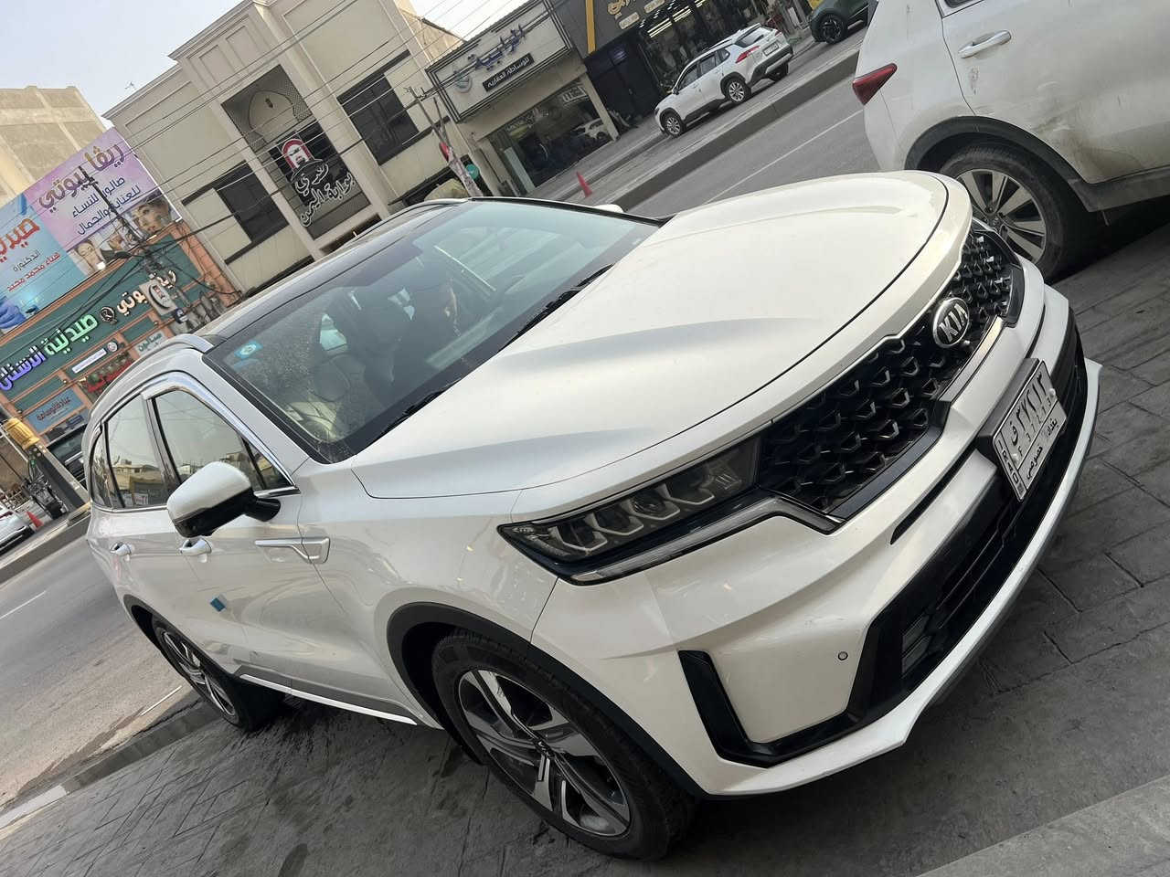 السلام عليكم 
للبيع (كيا سورنتو)
موديل 2021
وارد خليجي محرك 6سلندر
ماشيه 70 km
فوووول مواصفات للاخير 1/1
اعلى مواصفات بالسورنتو
السياره كفاله عامه من كل النواحي 
كلها ع وضع الشركه 
السعر 277. وبي مجال للاستفسار ع 
***********
 مكان السياره بغداد السيديه
