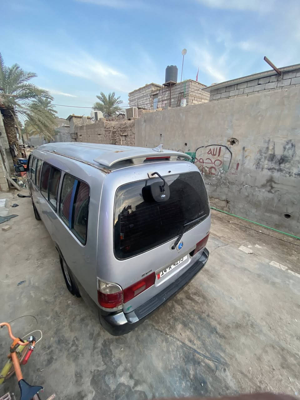 سلام عليكم كيه منغولي مديل 2008اصل
مكينه كير اكسل تخم تاير حداديه كلهن كفاله تبريد ثلج محور شواصي بس واحد معمر الورا صفحت العبري
البدي ربع بي ضربه معمره شوفت عينك سياره 
سعر ١٢٥بيه مجال قليل مكاني بصره رقم الهاتف ***********
