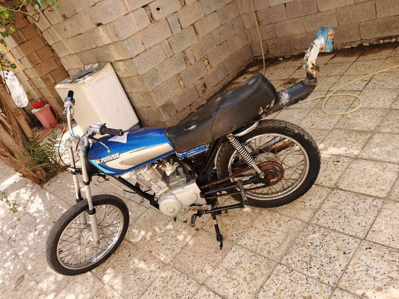 سلام عليكم دراجه للبيع نامه 23كلك رقم ***********
