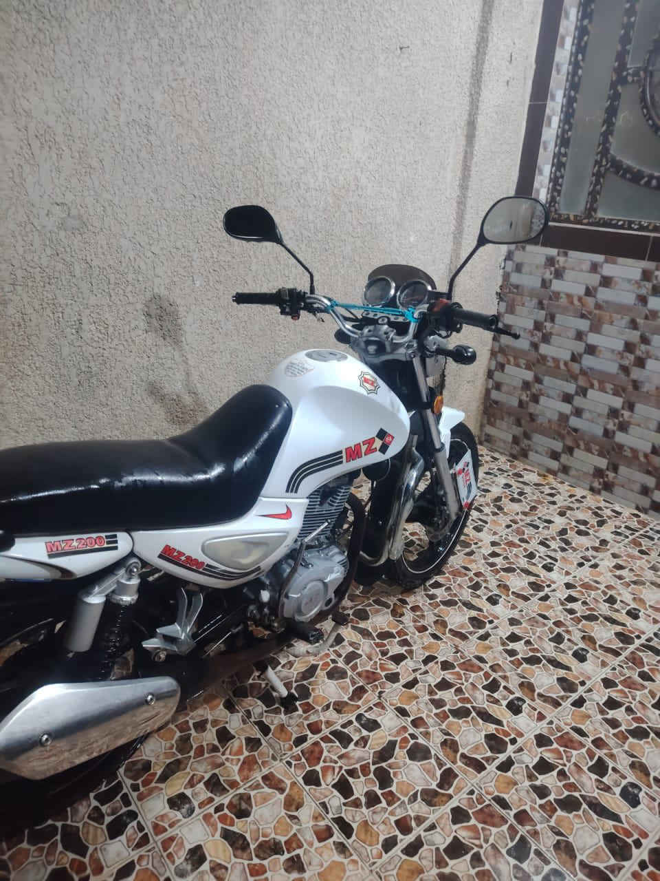 سلام عليكم سنكي امزت للبيع موديل 2020 مكينة خرسة السعر ٨٠٠ او بي مجال   الاستفسار ***********
