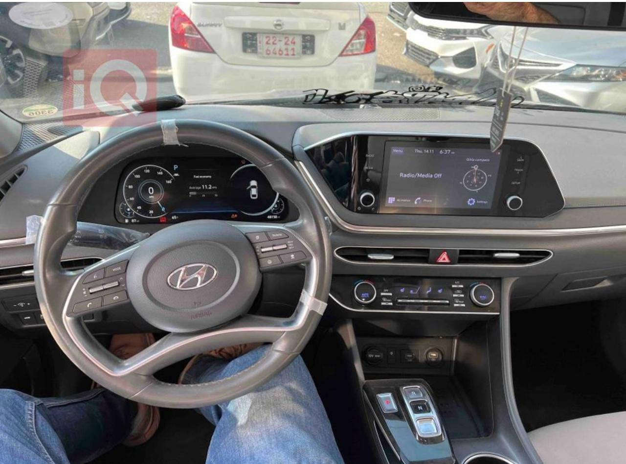 سوناتا 2022 رقم اربيل بأسمي 
سلفر سقف اسود بانوراما  
‏sel plus بجم كبس 
محرك 2500
ويل امريكا حجم 18 
فول مواصفات 
بانوراما 
تشغيل عن بعد
بصمة تشغيل + ابواب 
تحديد مسار 
كير دكمة 
اوتو هولد 
مود درايف
نقط عمياء جانبية 
قيادة ذاتية ومانع تصادم 
شاحن واير ليس 
شاشة كبيرة تدعم الكار بلي واندرويد
داخل ابيض ملكي 
رادارات اماميه خلفيه جانبيه 
عليهه كت كامل من امريكا 
ويل كب جديد رياضي 
تخم تاير جديد 
لدات اماميه خلفيه 
انارة داخلية 7 الوان 
تبريد ثلج خلفي امامي 
فول تحكمات 
سايد بريك دكمه 
حادثهه حلو فقط باب وجاملغ خلفي 
راجعات نفسهن ايرباكات سليمه
حمام جديد كامل 
بولش ونانو جديد 
مكان السيارة بغداد 
السعر / 175  
متواجد ايضاً واتس اب وماسنجر


**إذا كنت صاحب هذا الإعلان وتريد حذفه لأي سبب، رجاءا أرسل رسالة إلى الدعم الفني**