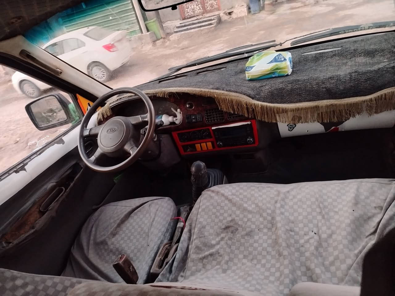 السلام عليكم كيه بريجو شبوط 14راكب موديل 1997 مكينه كير اكسل مكفولات حداديه جديده كهربايات كله شغاله  سياره رقم الاماني بسمي سنويه 2028 مطلوب غرامات 400وهيه ماعرف شكد ينزلن من سعر والبدي شوفت العين مكاني بصره ابو الخصيب سعر 60رقمي ***********
