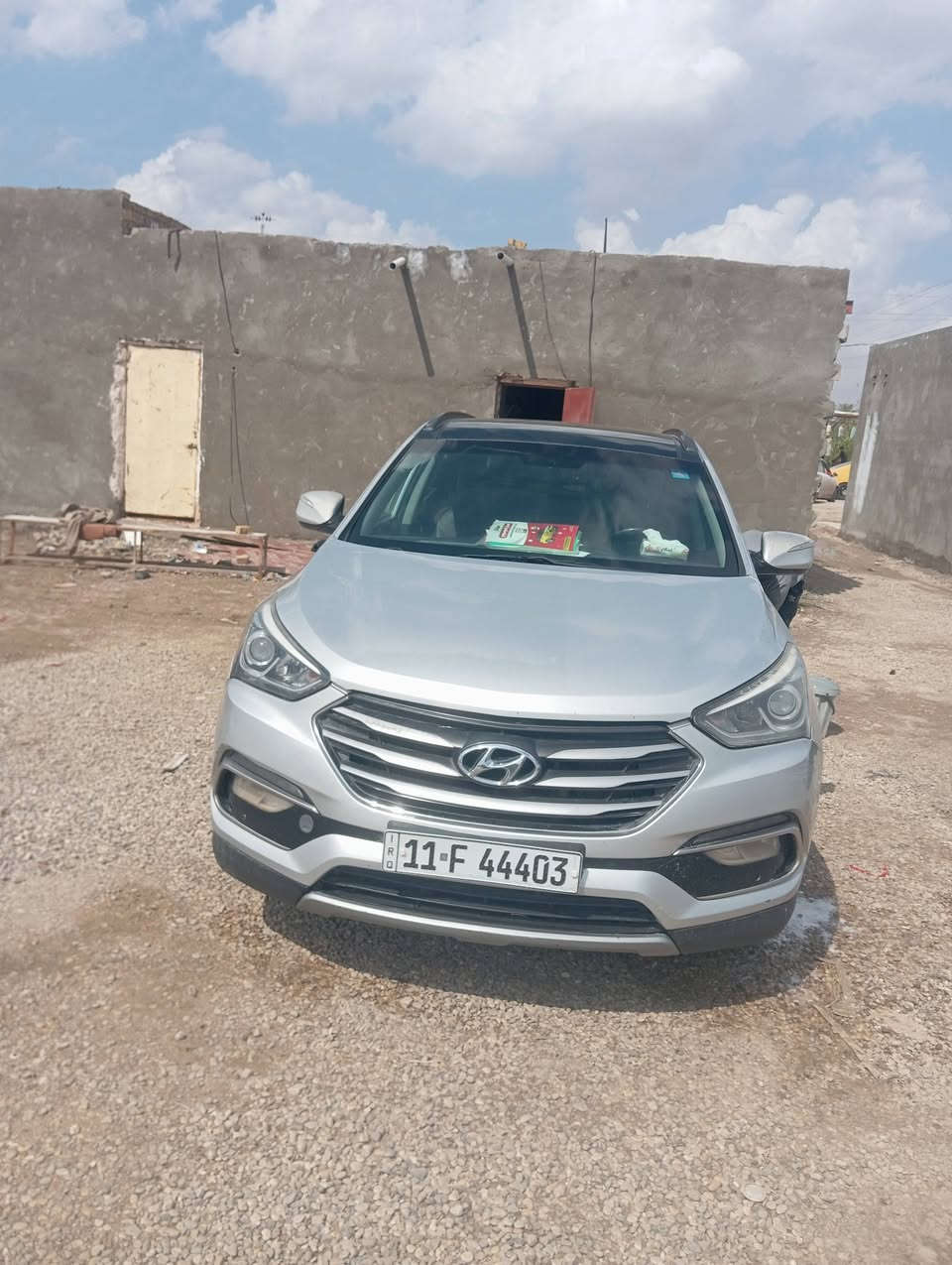 موديل 2017 وارد امريكا فول مواصفات صبغ جاملغ وتبديل بنيد والباقي كفالة محرك تيربو الس 128 ورقة الاتصال *********** مكان السيارة الديوانية
