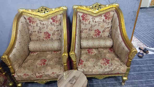 تخم قنفات ملكي 6قطع السعر200الف
البصره دورالشرطه76شارع84
واتساب***********
