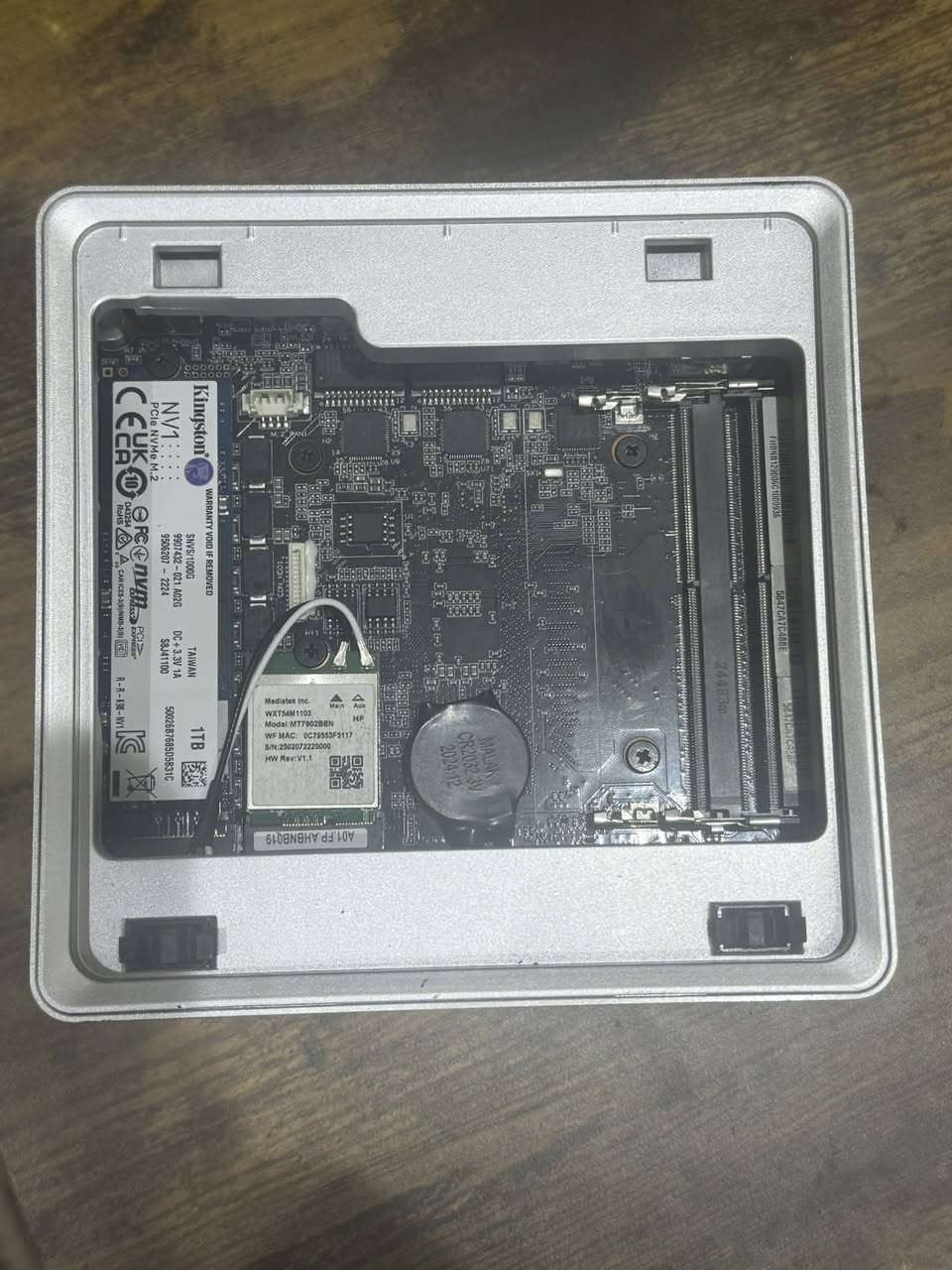 سلام عليكم
مني بيسي بدون رامات بس هارد
بدون ملحقات فقط المني بيسي 
اخوان القبق ضايع اجتني مثل ما موضح بلصورة
المواصفات 
Intel Core i9-12900HK معالج
هارد Kingston NV1 NVMe PCIe SSD 1TB
سعر خاص


**إذا كنت صاحب هذا الإعلان وتريد حذفه لأي سبب، رجاءا أرسل رسالة إلى الدعم الفني**