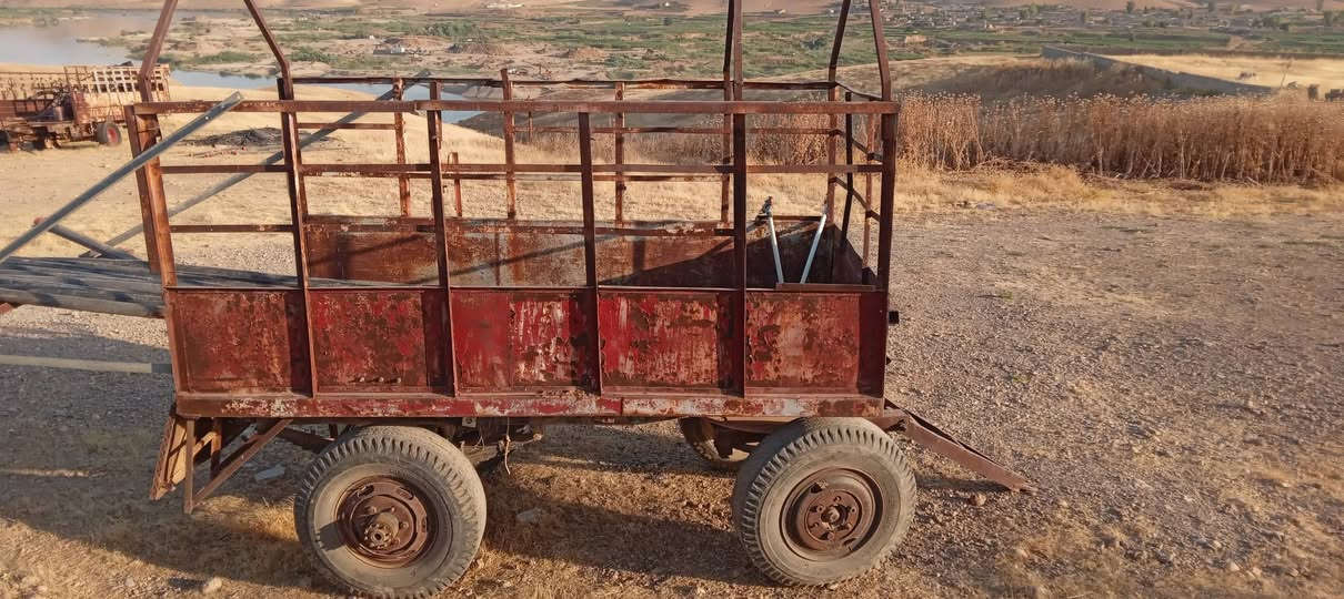 للبيع عربانه السعر
مليون و ٢٥٠ الف وبيها مجال 
***********
***********
