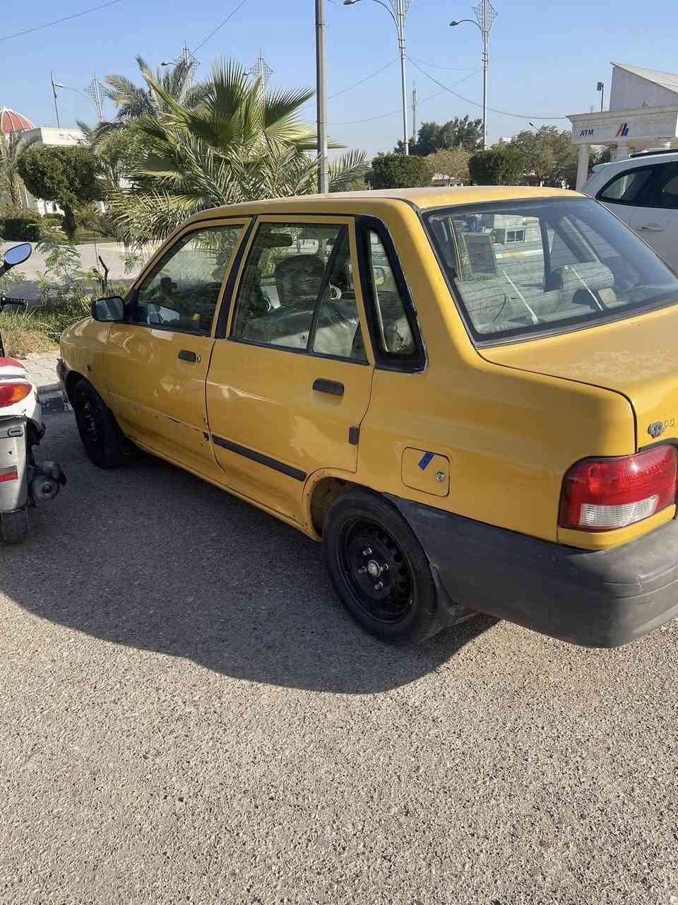 2012 للبيع مكينه كير  تخم تاير هزة جديدة لوحات انكليزي وبأسمي تحويل ثاني يوم شواصي معمره السيارة نضيفة مكان بغداد الامين 
***********
