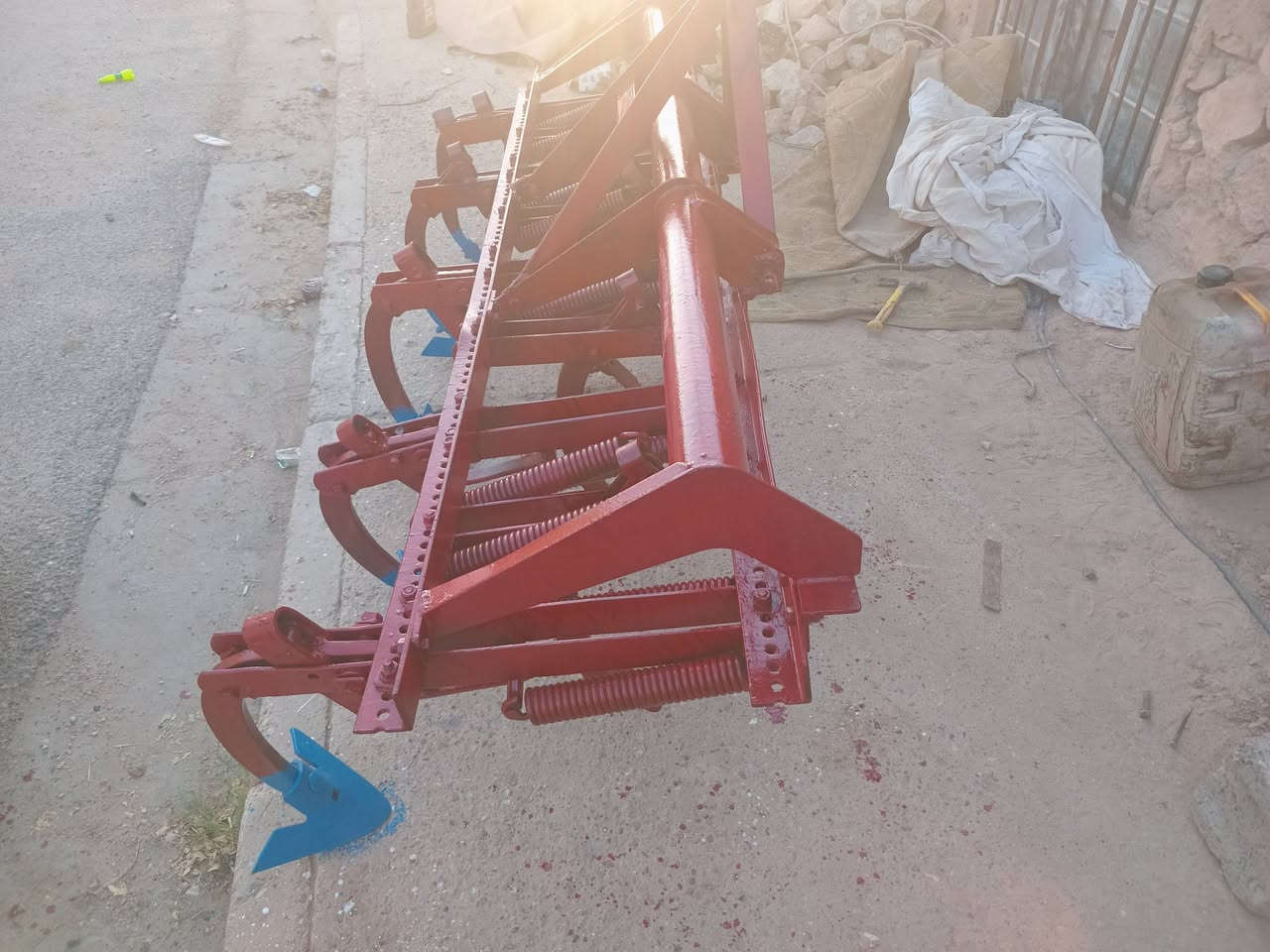 خرماشه للبيع كامله ما بيهه اي نقص  سعر ب 450 وبيه مجال أتصل  ع رقم ***********

