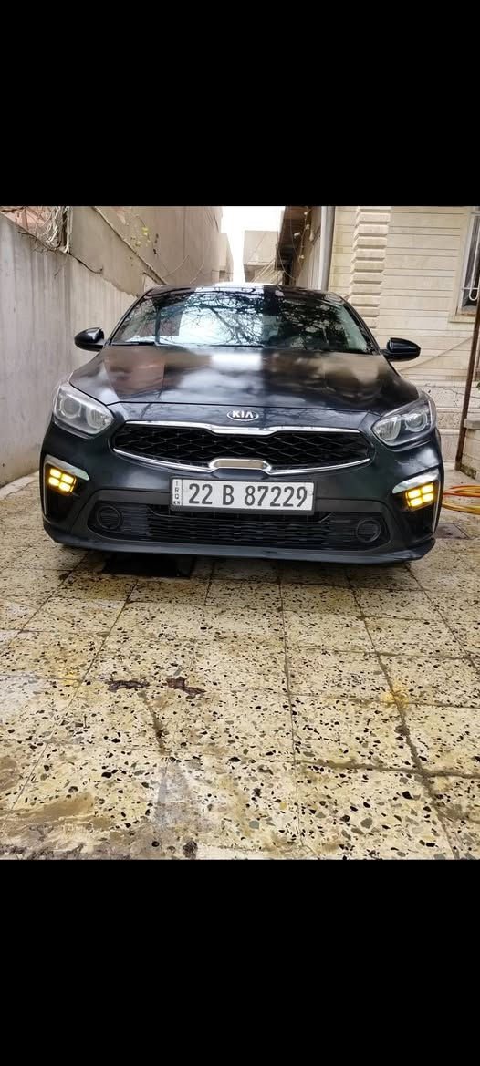 السلام عليكم 
فورتي 2021 أمريكي
گير عادي 6 نمر 
محرك 2000 دوش
بيها صبغ أربع قطع أبيع حزام
ضربتها بجاملغ اليسار الخلفي صور الضرر مرفقة
بيها بارد شوية بلسقف
إيرباك البردة فقط طاك
المواصفات
تحكم ستير جهتين
تحديد سرعة
تحديد مسار
رادار أمامي أوتو ستوب
كامرة دوارة
السيارة بأسمي شرط التحويل
بيها كوبون ألكتروني
رقم أربيل الجديد هزة جديدة
باتري جديد أربع تايرات جدد
السعر 105 $ مجالها بسيط
المكان الموصل الجانب الأيمن حي 17 تموز
للتواصل الأتصال على الأرقام :
*********** آسيا
*********** كورك
