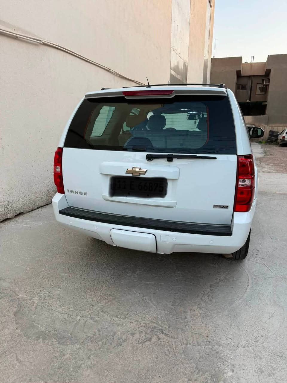 شوفرليت تاهو z71 موديل 2010 سياره خليجي مكفوله كفاله عامه داخل جلد بيجي كشنات كهرباء السياره تسجيل جديد داخله للعراق سياقه ماملعوب بيها برغي واحد 
السعر 235 وبيها مجال 
***********
***********
