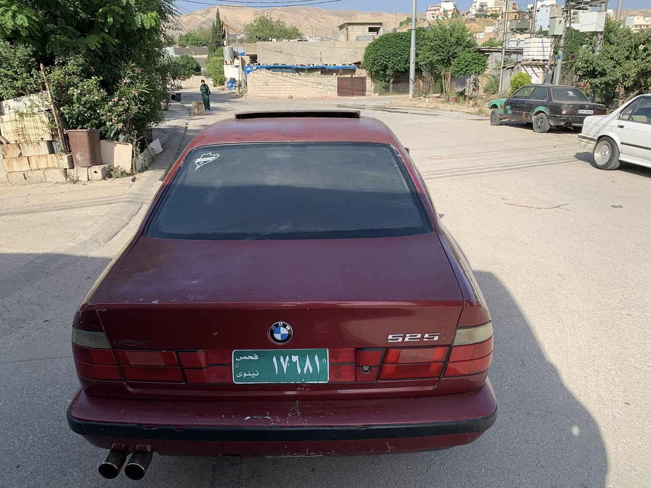 سەرەتا بەناوی خوا BM بۆفرۆشتن مۆدێل ١٩٩٣ ٥٢٠ گێڕ عادی دوجام کارەبا سڵاید دەعمو لێدراوی نیە مەکینەو گێڕ بە شەرت یەکتۆز سەوتی جوعبی تیایە ئاڕم پلاستیکی هەولێرە ئەوەلیات بە شەرت بەس ئاڕمەکەی کاڵ بۆتەوە  ژ.م :***********  نرخ ٢٢$ معامەلە . تکایە گەر موشتەری نیت سەرمان مەیە شێنە
