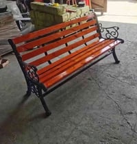 شغل مسطبه حديد والخشب سعر القطعه 100الف 07709969319