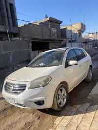 رينو ١٣ شركه عامه  كاليوس  كشره نظيف ماشيه فوك ال ١٠٠ بصمه محرك ٢ونص  ...