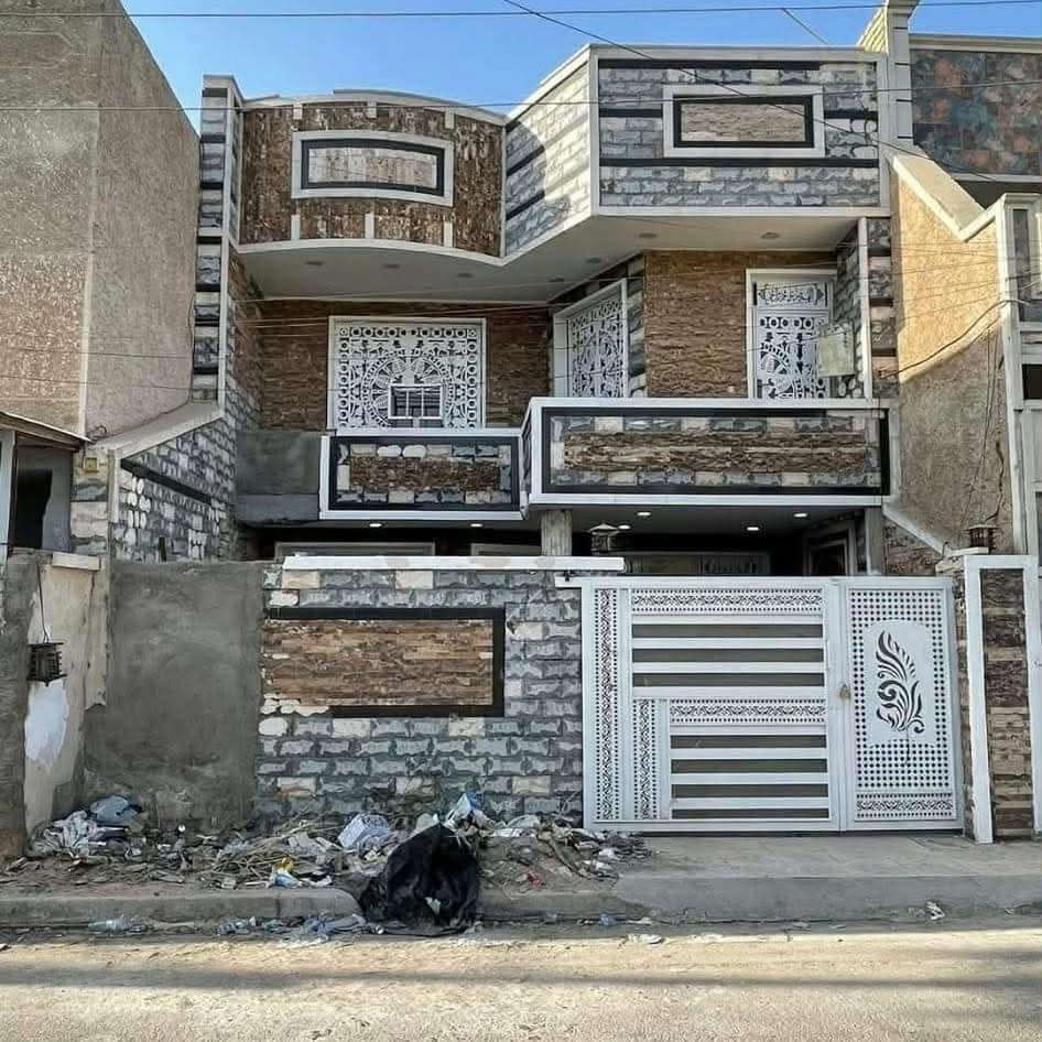 السلام عليكم بيت للبيع في حي الجهاد منطقه الشارقه 
البيت مساحته ١٥٠ واجهه ٧ ونص ونزال٢٠  يحتوي البيت  على ٤ غرف نوم و صاله ومطبخ وحمام عدد ٢ 
والبيت قرب سنتر الحسنين بناء البيت ٢٠١٦ 
وسعره جدا مناسب 
للاستفسار اتصل على الارقام التاليه 
***********
ابو مرام للعقار ❤️
