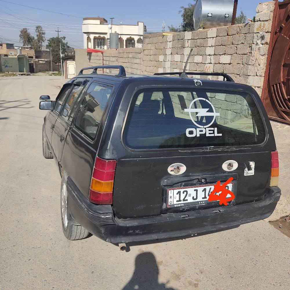 كاديت موديل 1991 حجم 18 كابون الكتروني رقم مسطرة انكليزي سنوية لحد 2031 هزة جديدة كهربائيات كلها شغالة محرك بي بخار قليل جدا سيارة ما يحتاجلها شي السعر 26 بي مجال للتواصل *********** سنجار, نينوى
